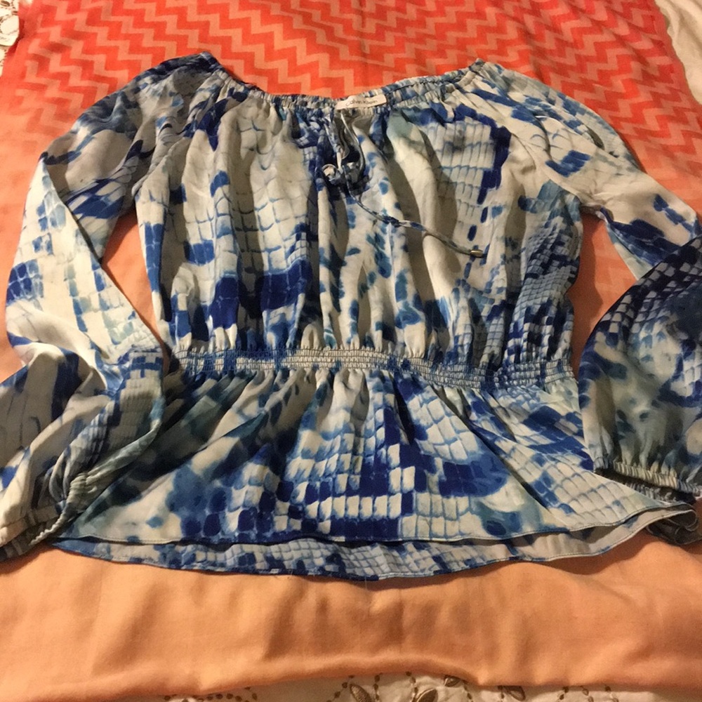 Ladies Calvin Klein blouse, medium Size.